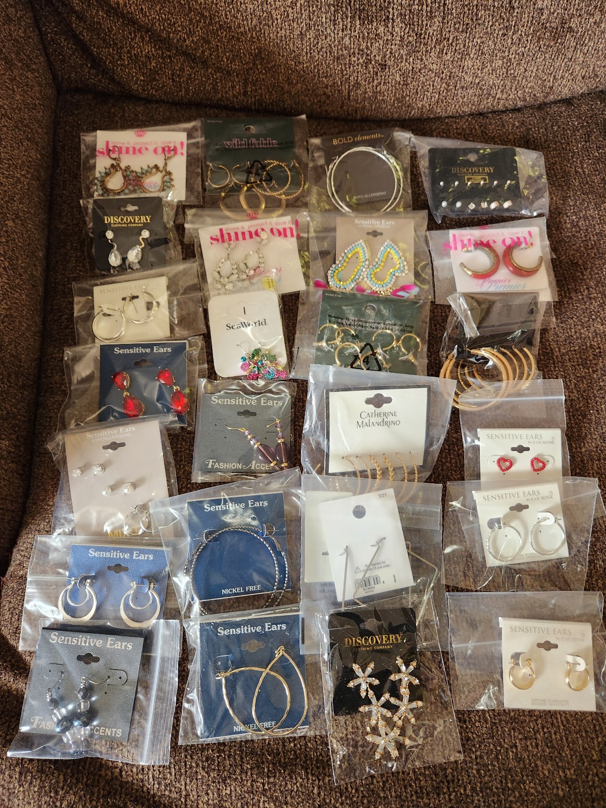 Jewelry lot bundle of 25 pairs of earrings NEW