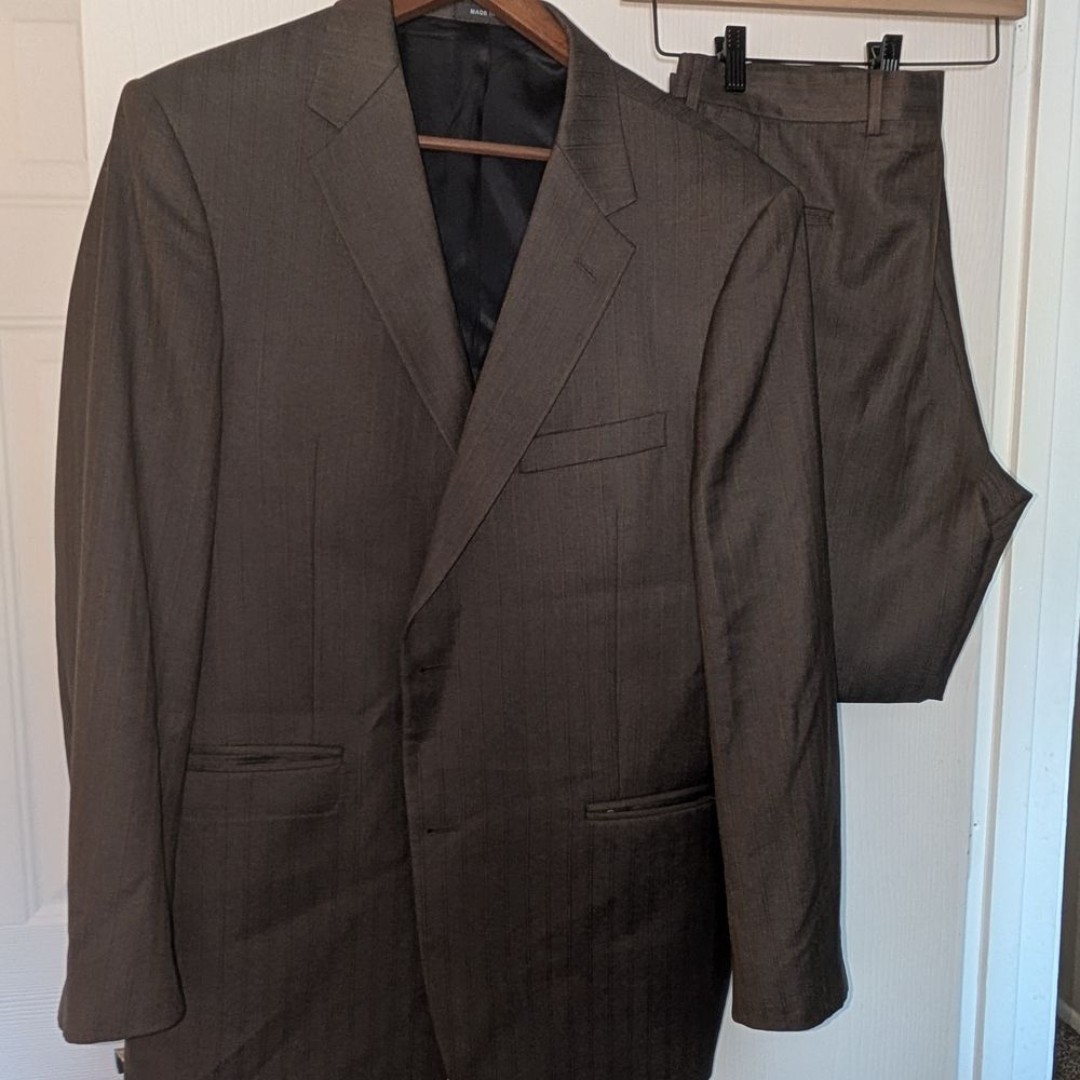 Kenneth Cole Reaction Brown 2 Pc Suit Classic Tailored Fit