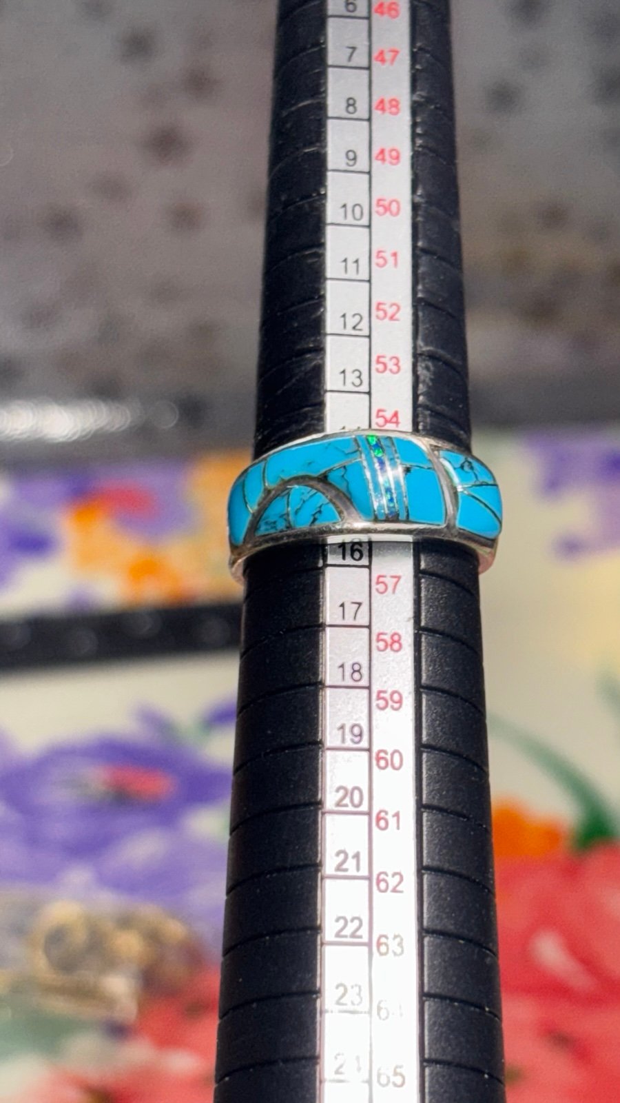 Beautiful vintage sterling opal Native American crafted ring size 7 1/2