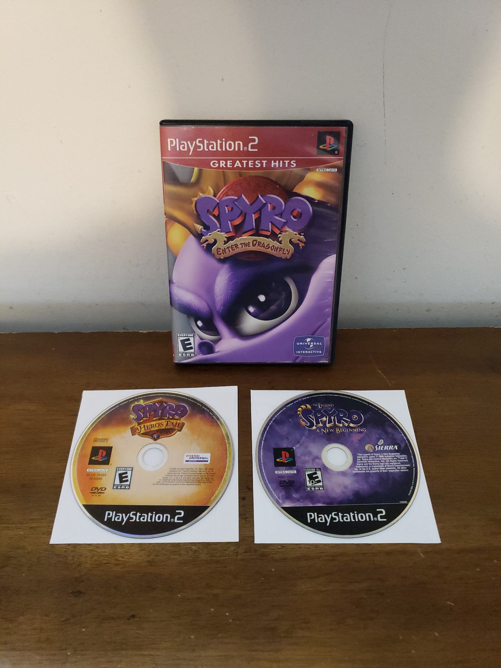 Spyro Enter the Dragonfly, Hero's Tail and New Beginning For Playstation 2