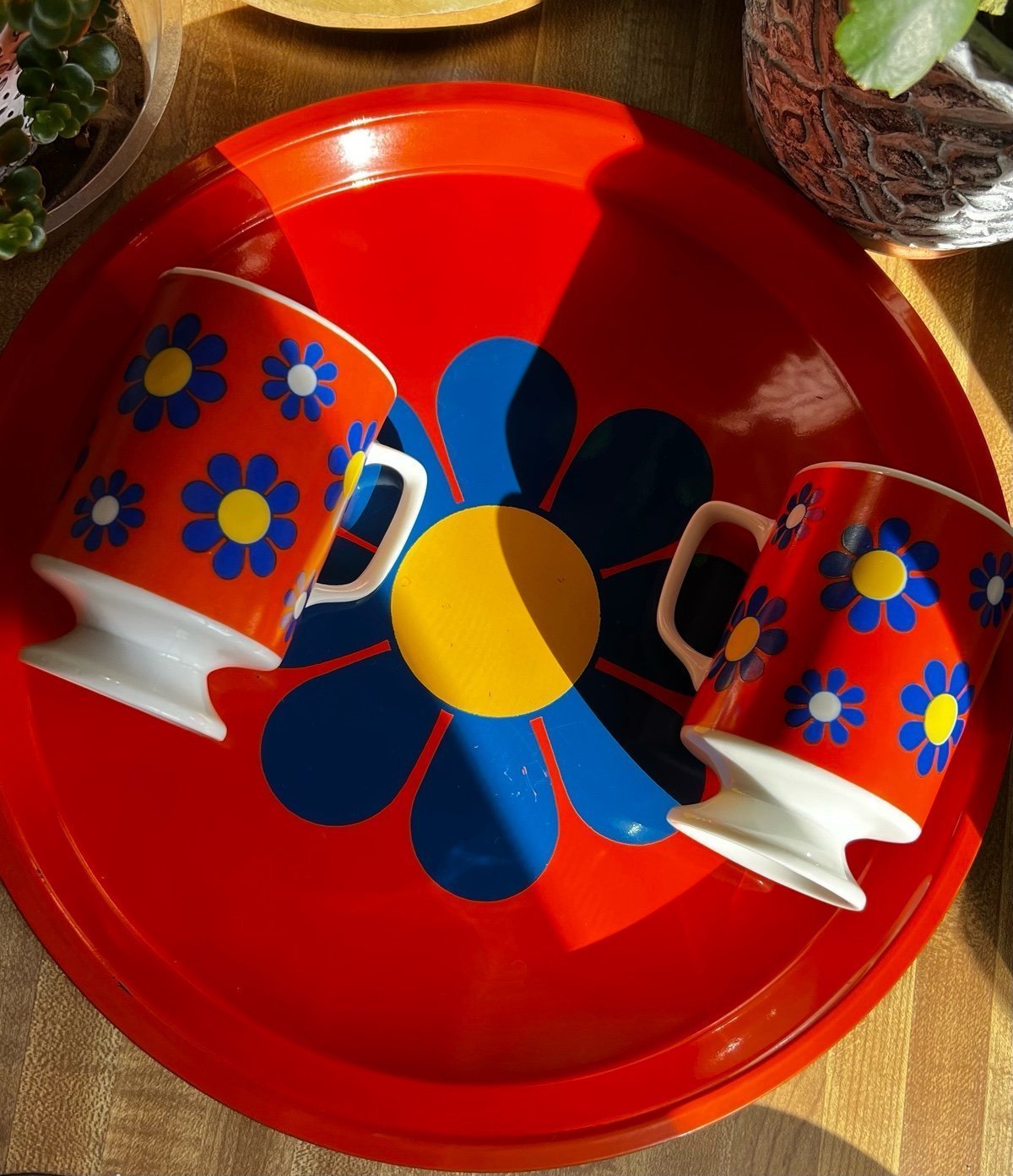Groovy Flower Power Ceramic Mug (2) and Plastic Tray Set Made in Japan