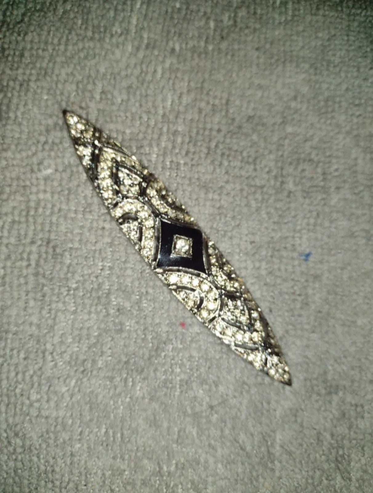 VINTAGE KENNETH LANE ART DECO CLEAR PAVE CRYSTALS BLACK ENAMEL BROOCH PIN