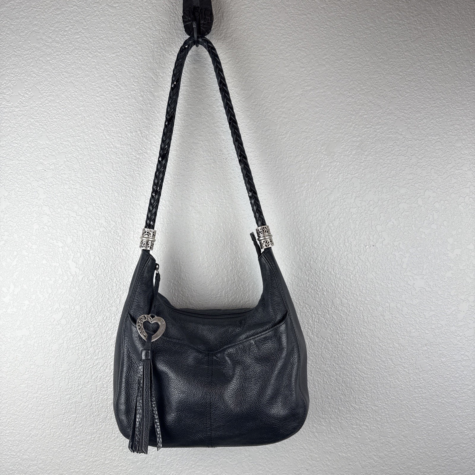 Brighton Barbados Zip Top Hobo Bag Purse Black Pebbled Leather Pockets Bag Charm