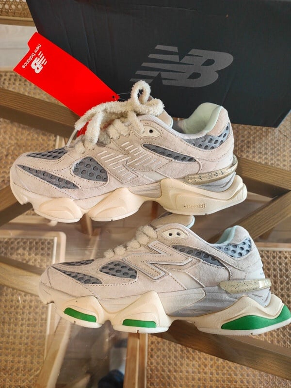 New Balance 9060 us men’s size 8.5