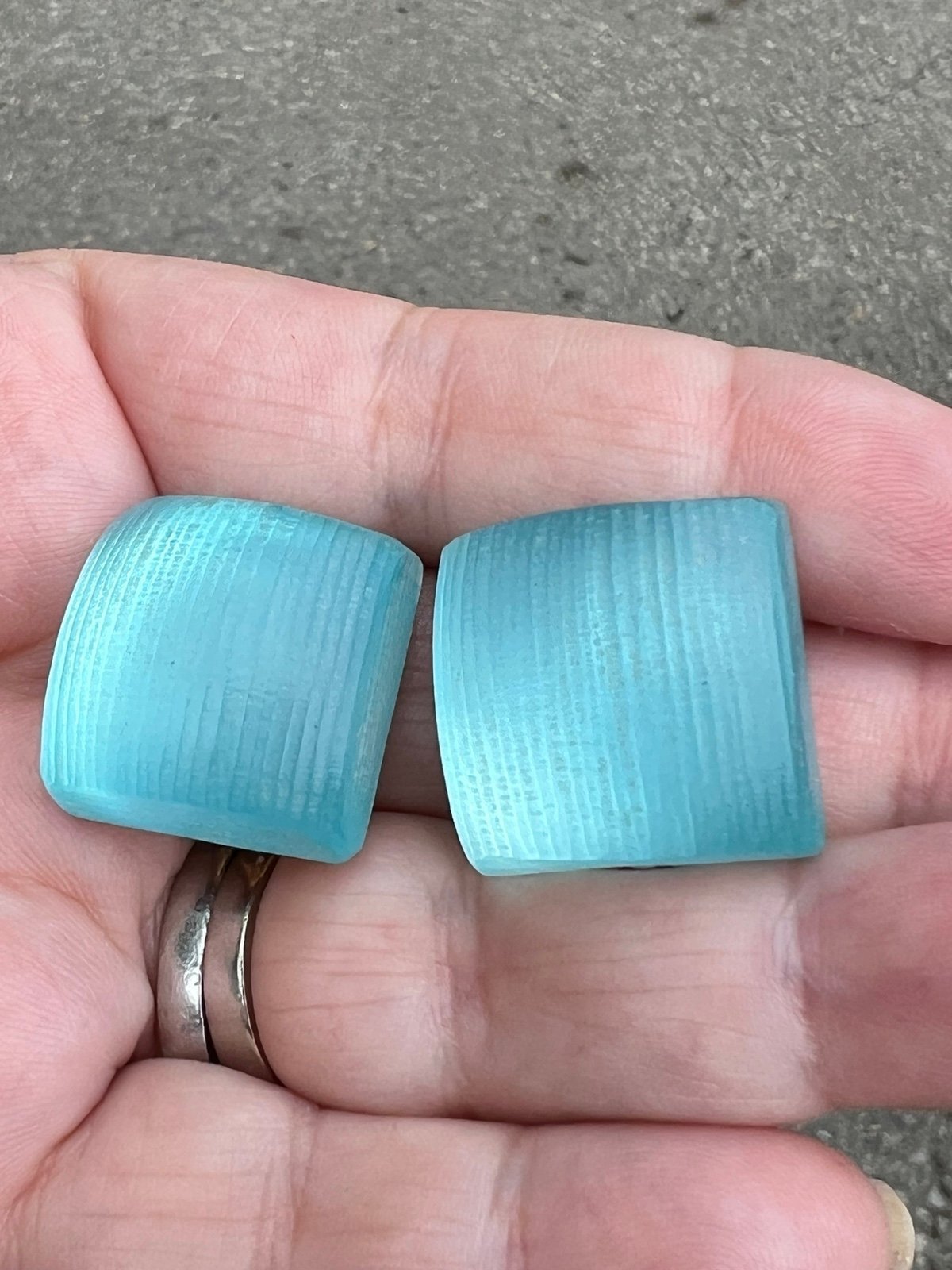 VINTAGE ALEXIS BITTAR SEAFOAM AQUA BLUE GREEN LUCITE CLIP ON EARRINGS STATEMENT