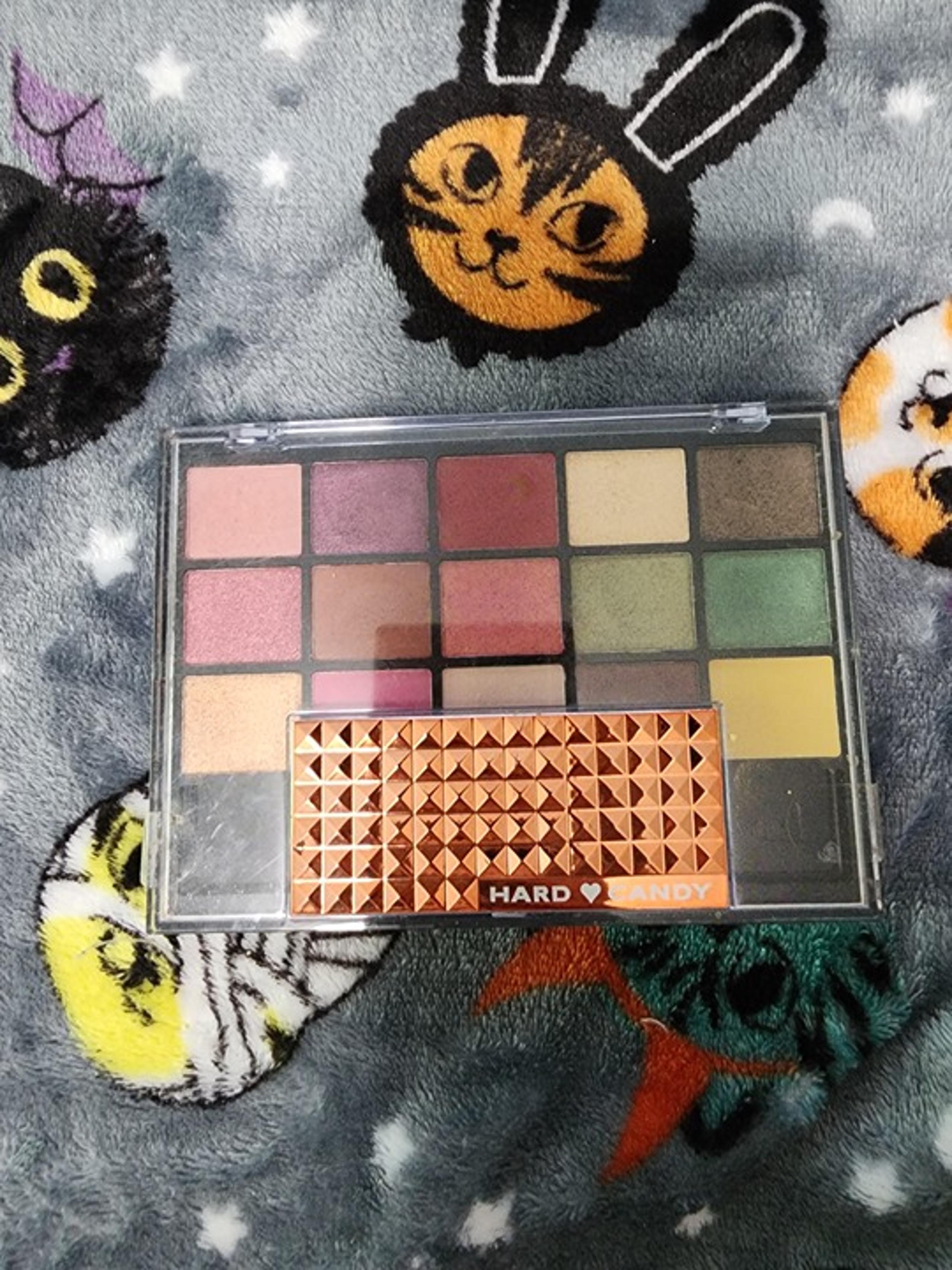 Hard Candy Earthy Vixen eyeshadow palette