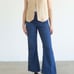 (XS)DONNI. LINEN VEST - SAND