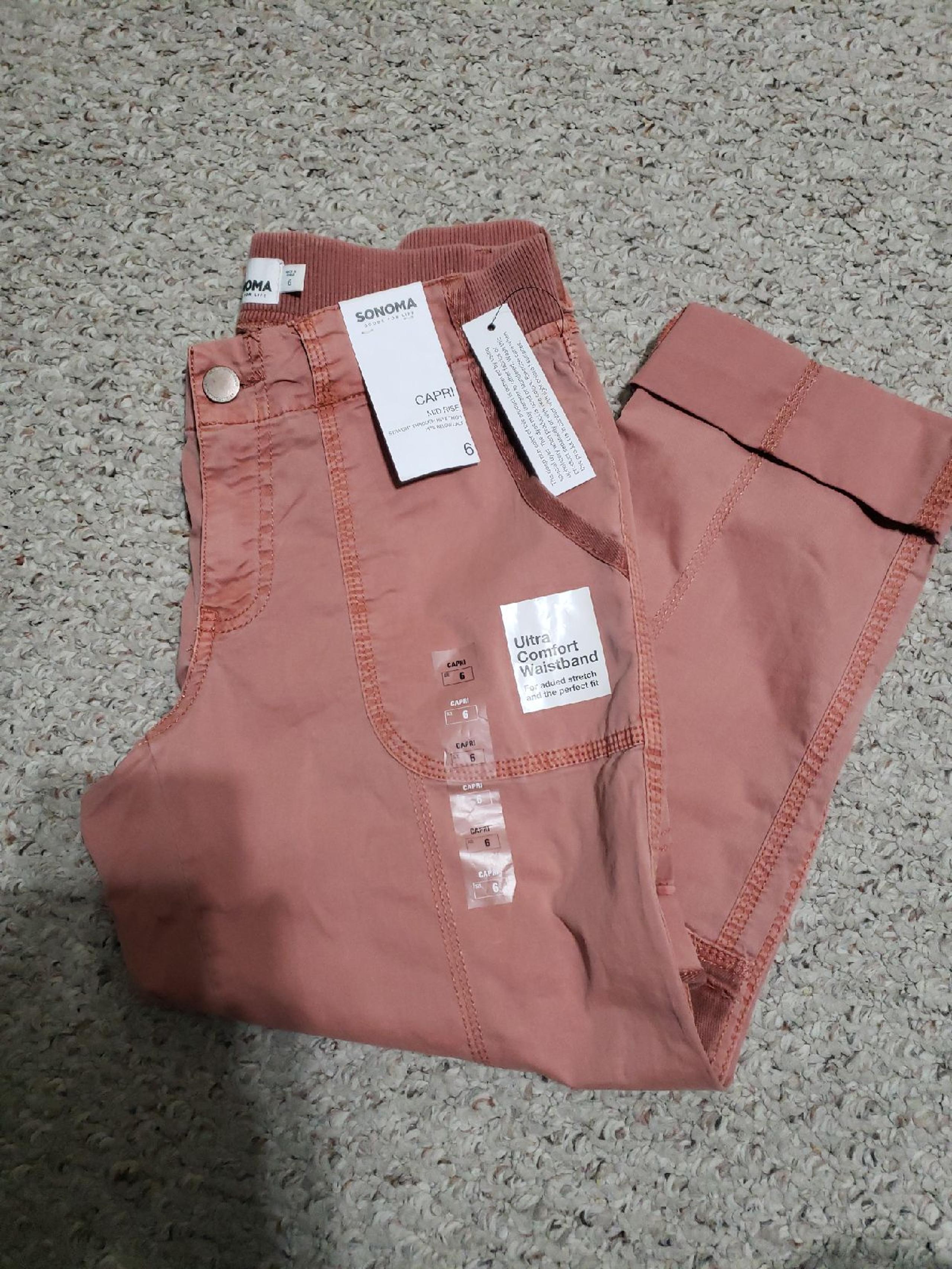 womens capris