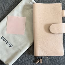 Moterm Weeks - Pebbled Taupe