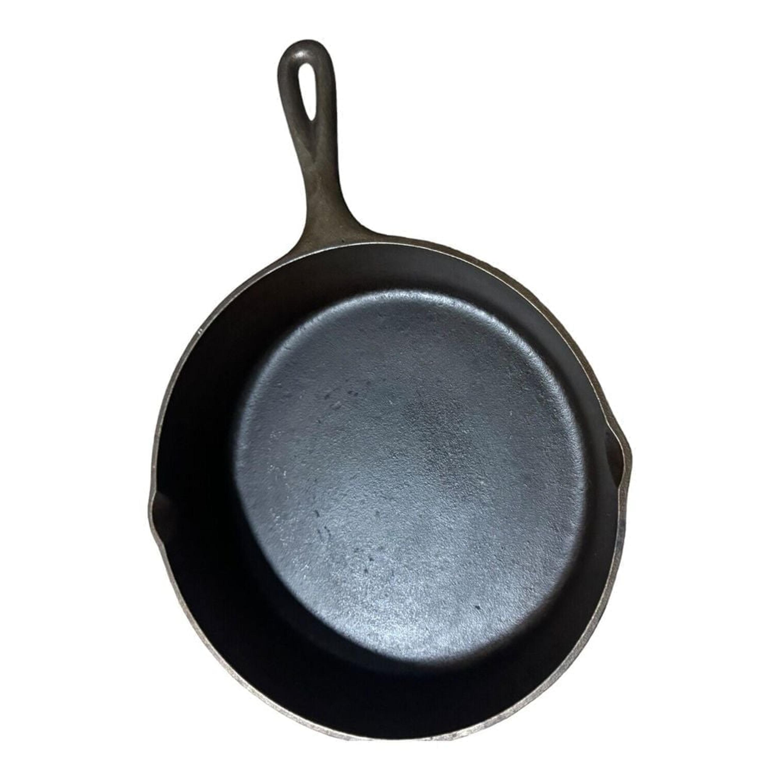LODGE #8 SK/D1 CAST IRON SKILLET MADE IN USA 3 NOTCH HEAT RING 10.5" x 2-1/4"
