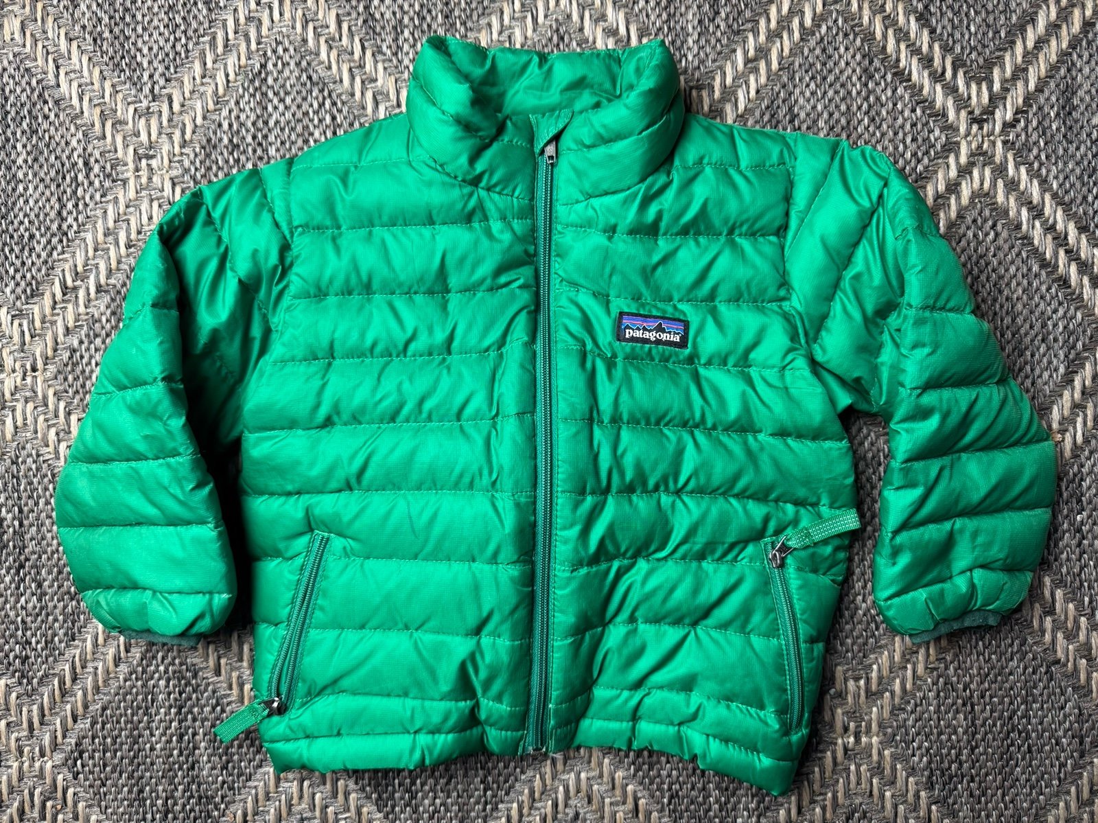 Patagonia Baby Down Sweater Jacket 2T Puffer Green Coat Winter Warm