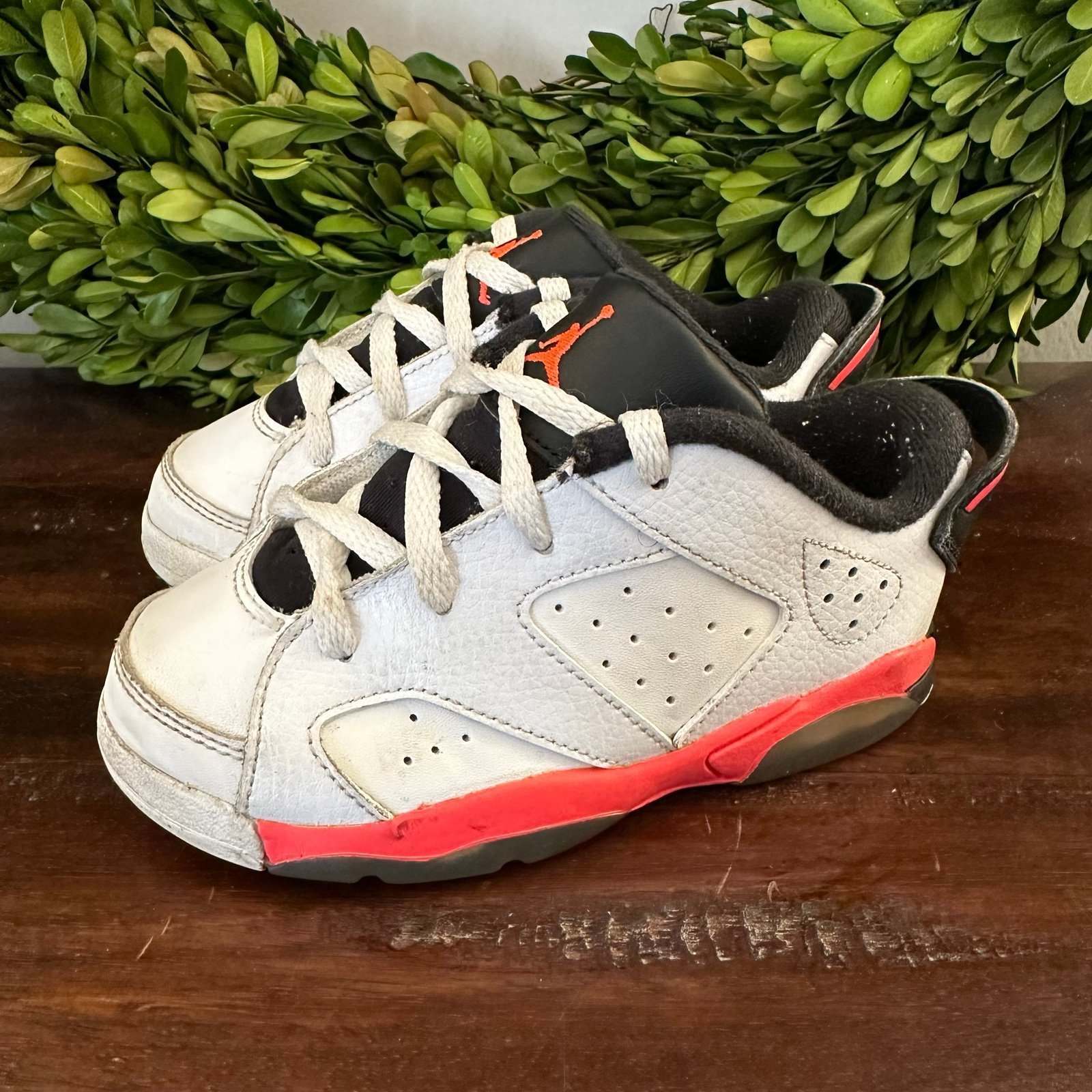 Nike Jordan 6 Retro Low Toddler Shoes 9C
