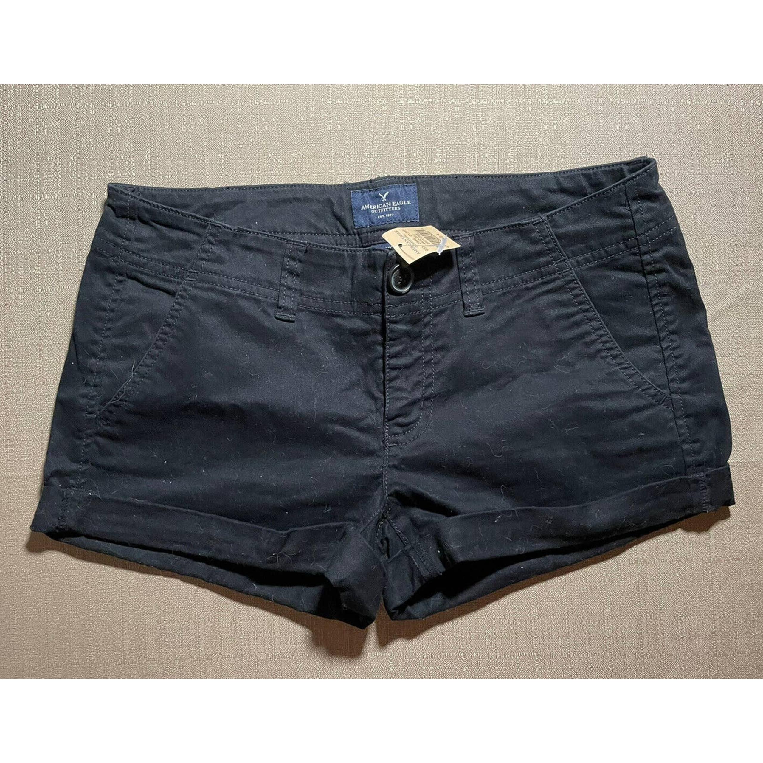 NEW American Eagle Shortie Women’s Size 4 Black Chino Style Shorts Tags On