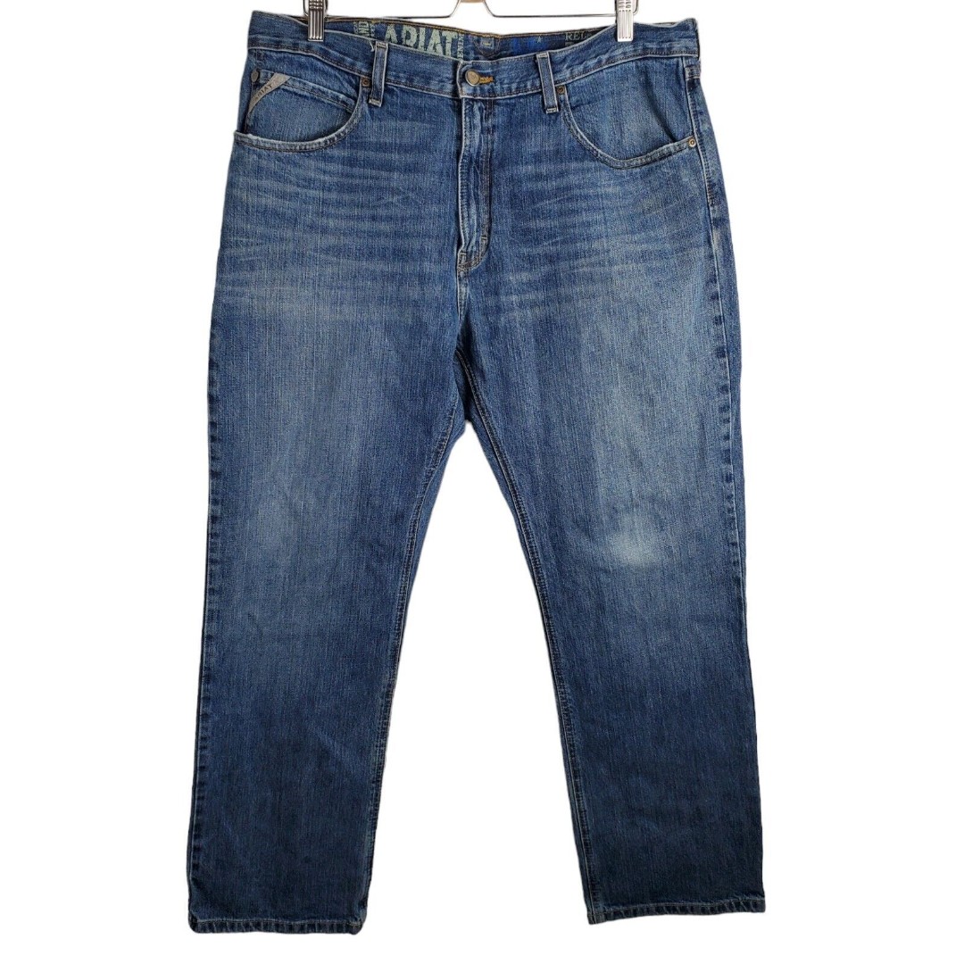 Ariat Men's Relaxed Boot Cut Medium Wash Blue Jeans Sz 38 x 32