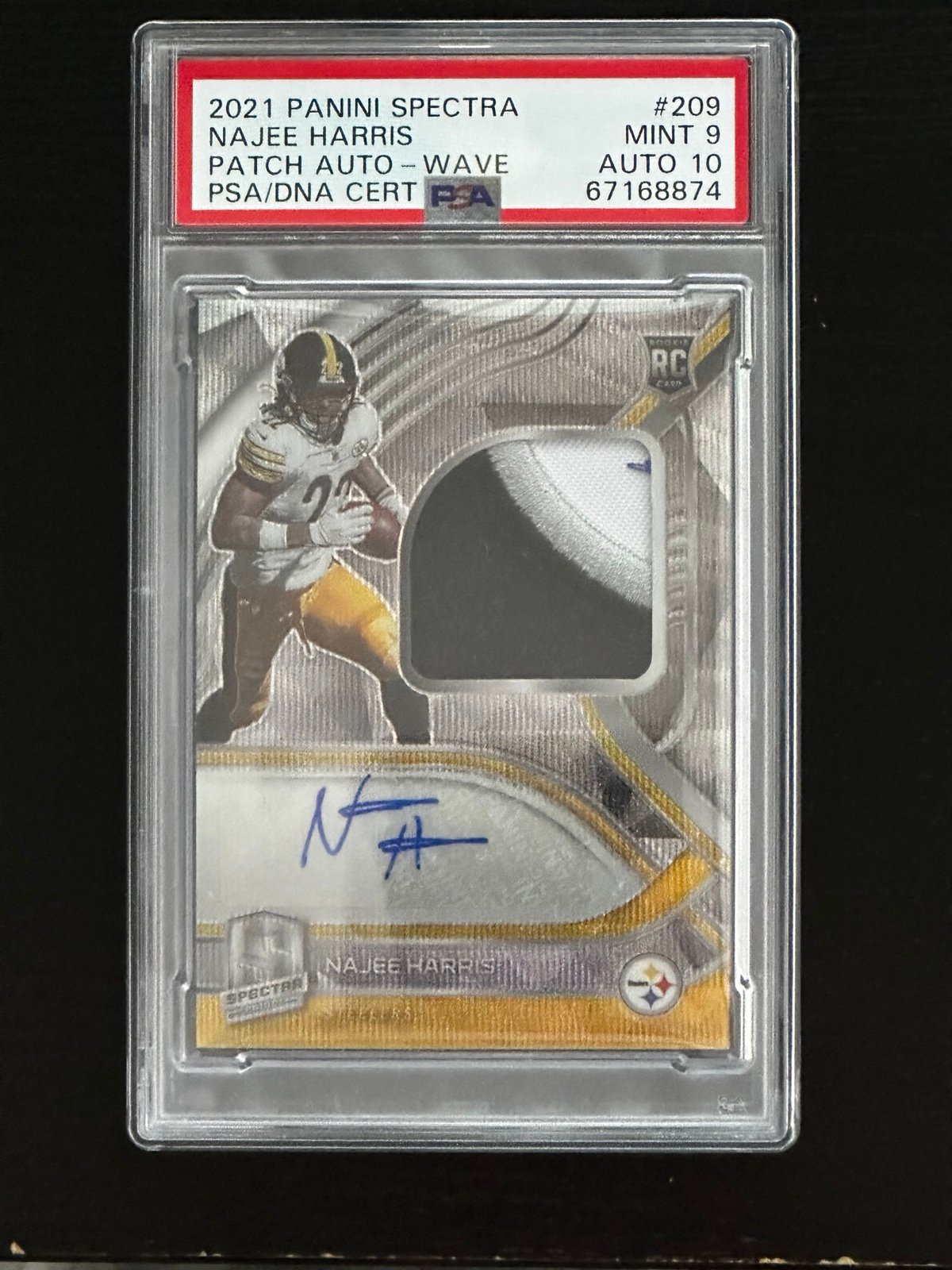 2021 Panini Spectra Najee Harris Rookie Patch Auto Wave Prizm /25 PSA 9