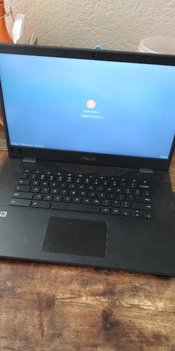 ASUS Laptop in Fortress Gray