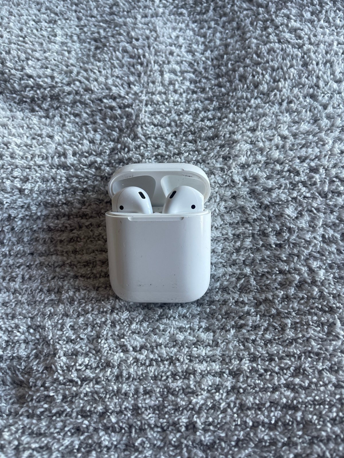 AirPods