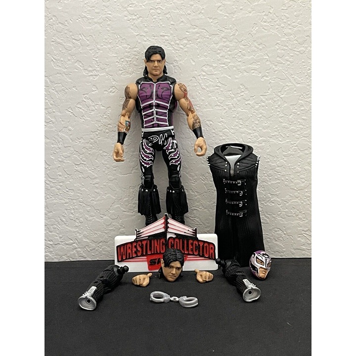 Dominik Mysterio Ultimate Edition Series 23 Action Figure loose
