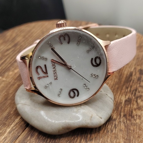 Kessarus‎ B2839 wristwatch pink leather! Barbie core needs batteries