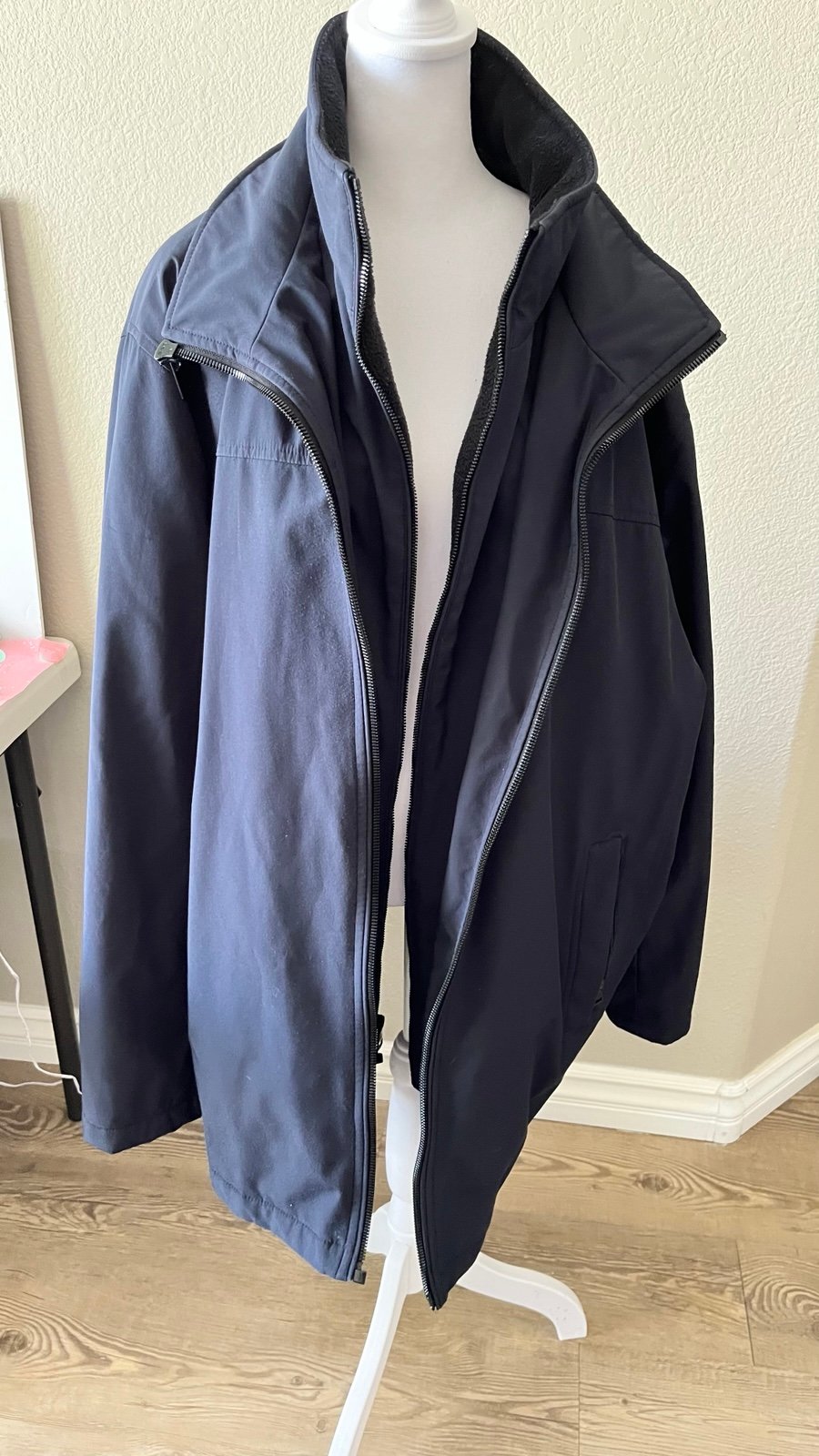 Men’s Calvin Klein Rip Stop jacket with inner fleece bib Size XLG