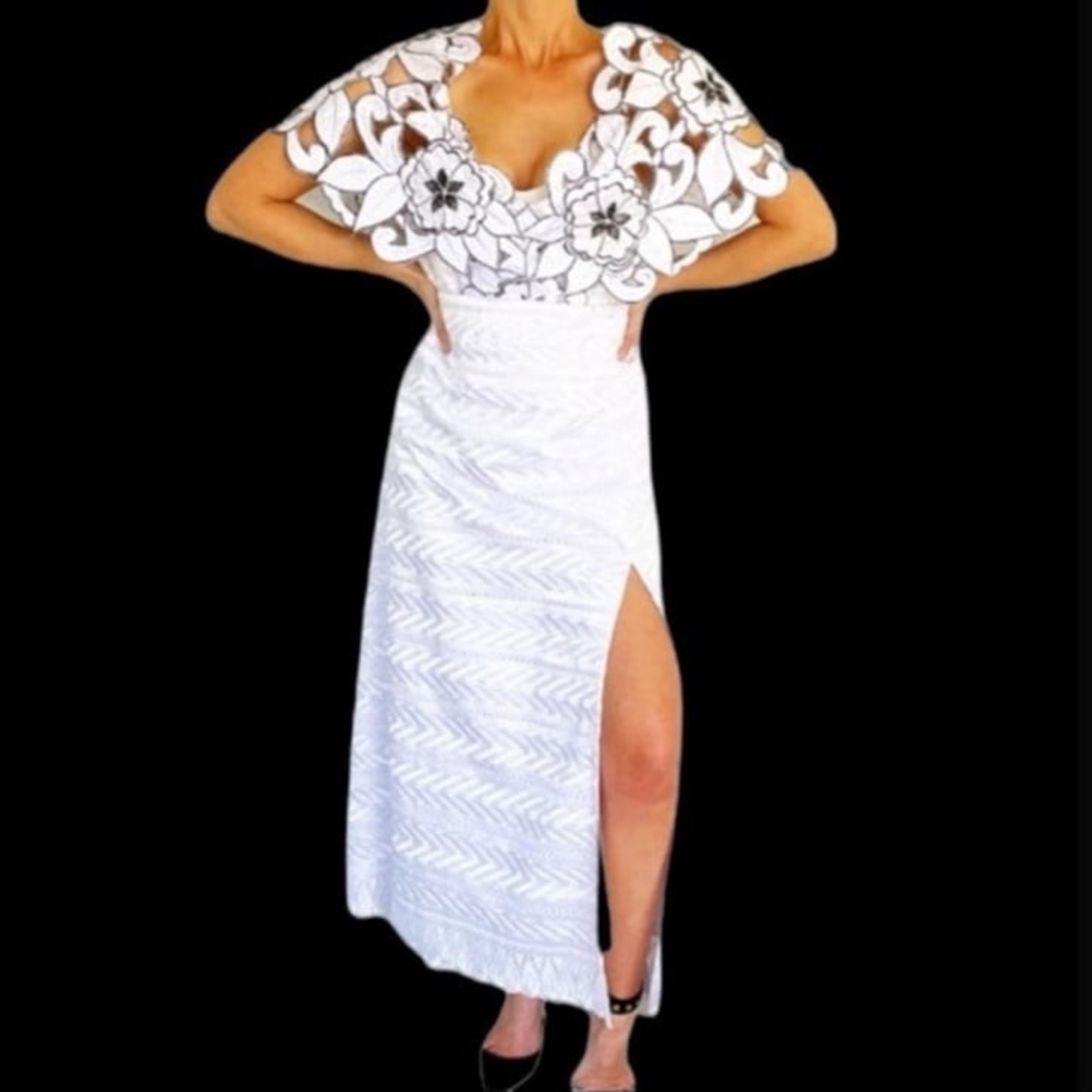 Vintage white floral cut out matching three piece skirt set size 14