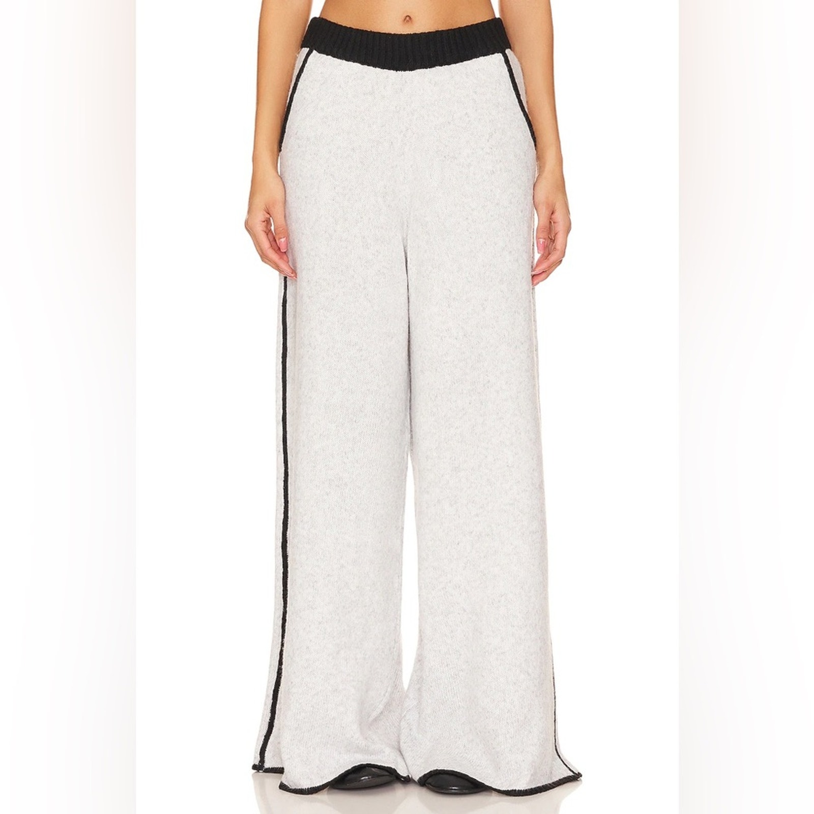 WeWoreWhat Piped Wide Leg Pull On Sweater Knit Pants in Grey Black Women’s s