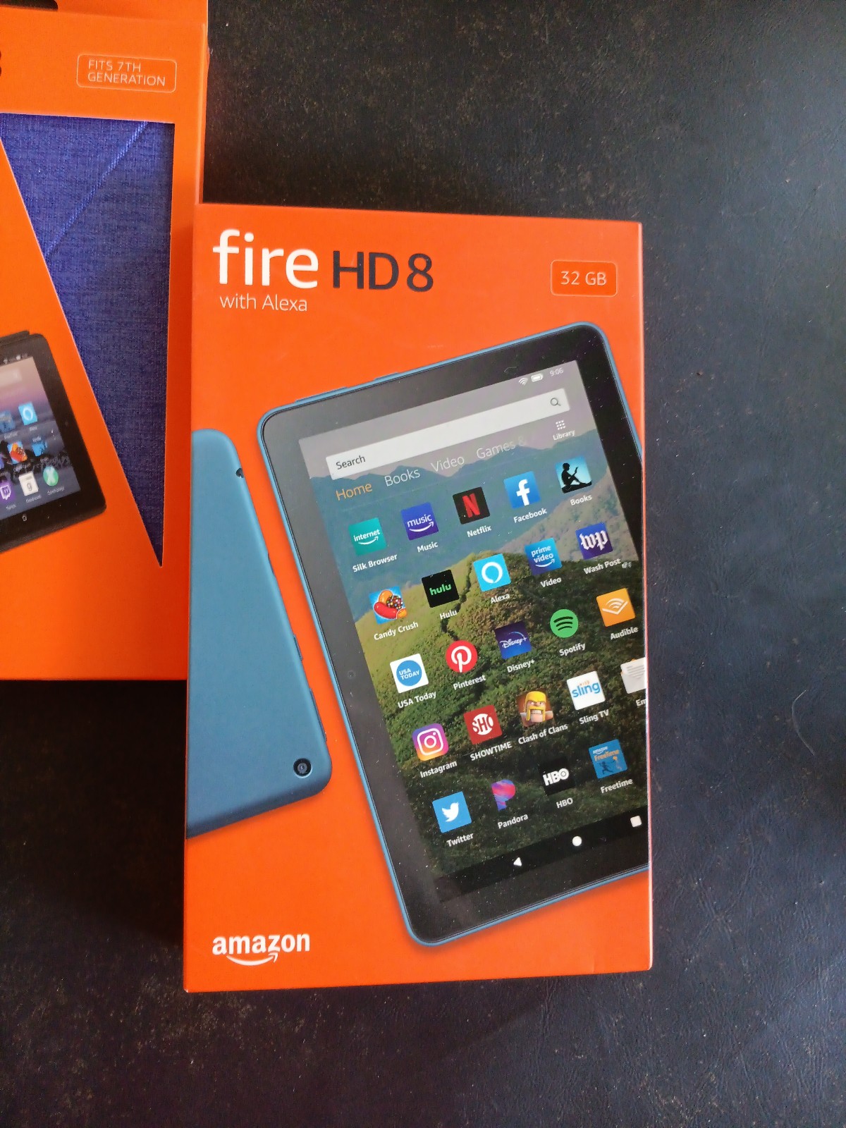 Amazon Fire HD8 Tablet Brand New in Sealed Box with Bonus New Kindle Cover 32 GB