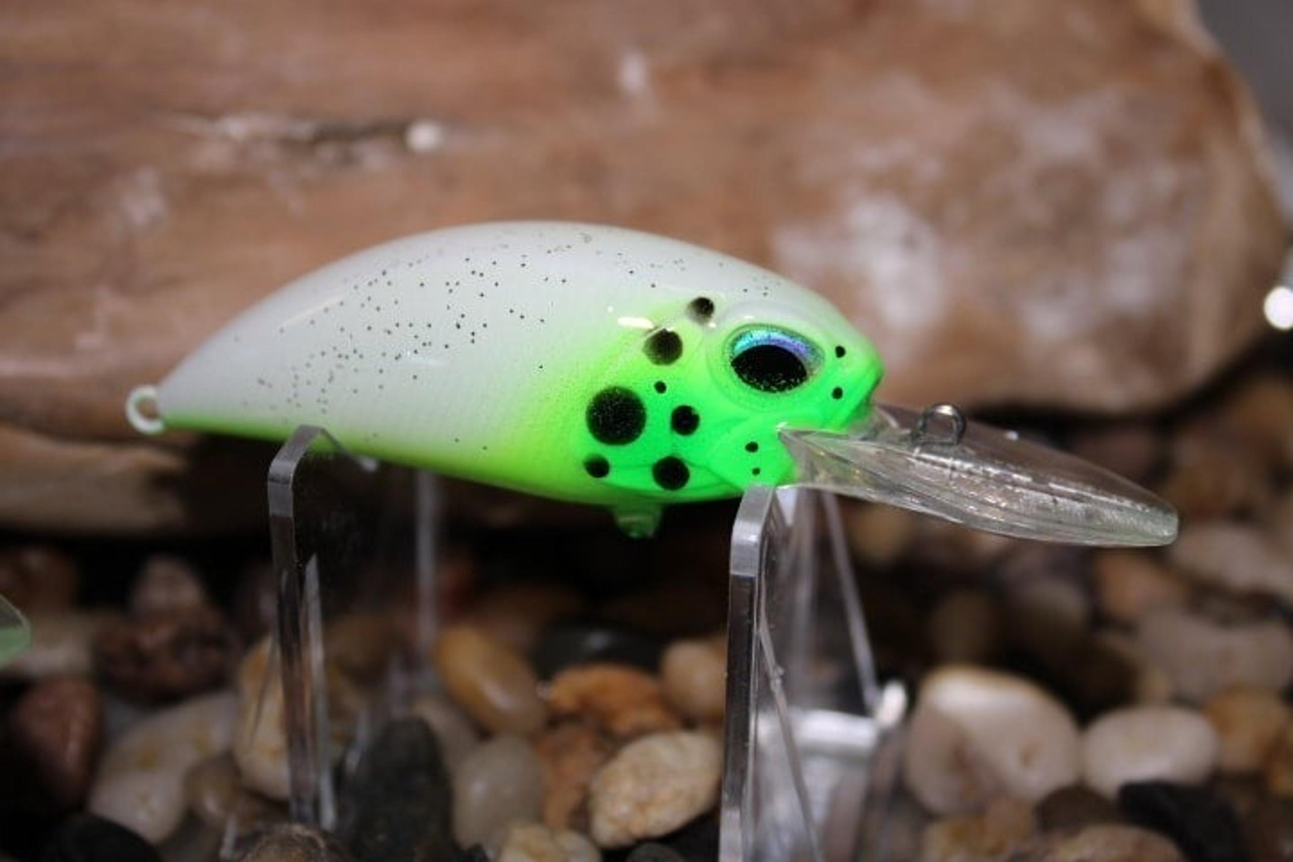 Walleye Dragon Egg Custom Painted Fish Lure