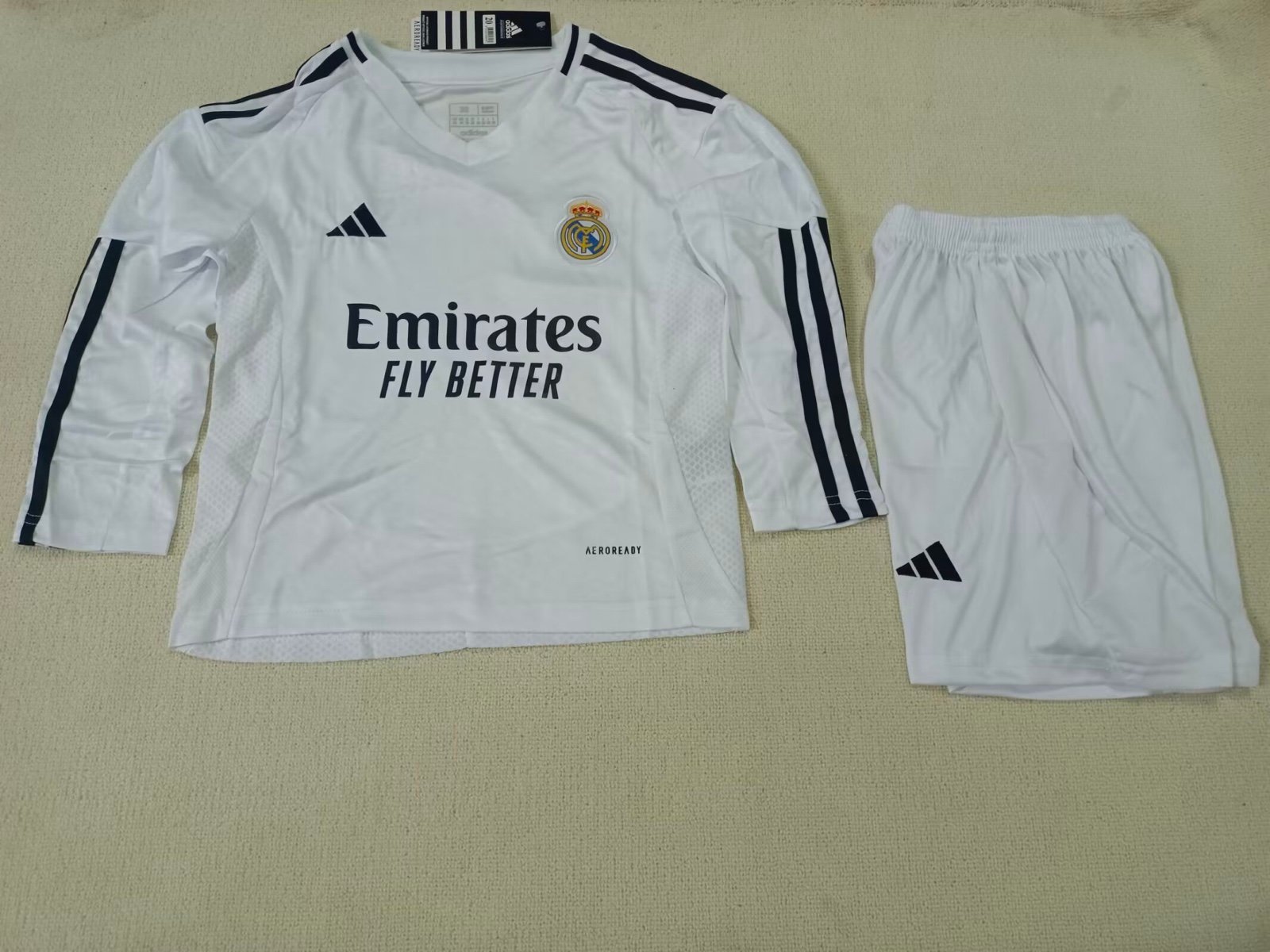 Vini Jr. #7 Real Madrid 2024/25 Kids Home Kit
