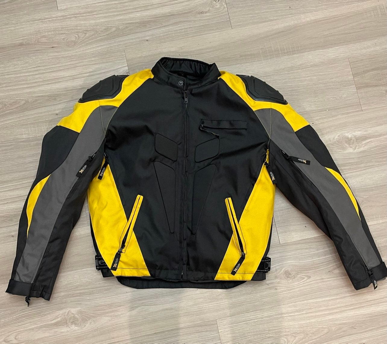 Motorcycle Jacket (Large)