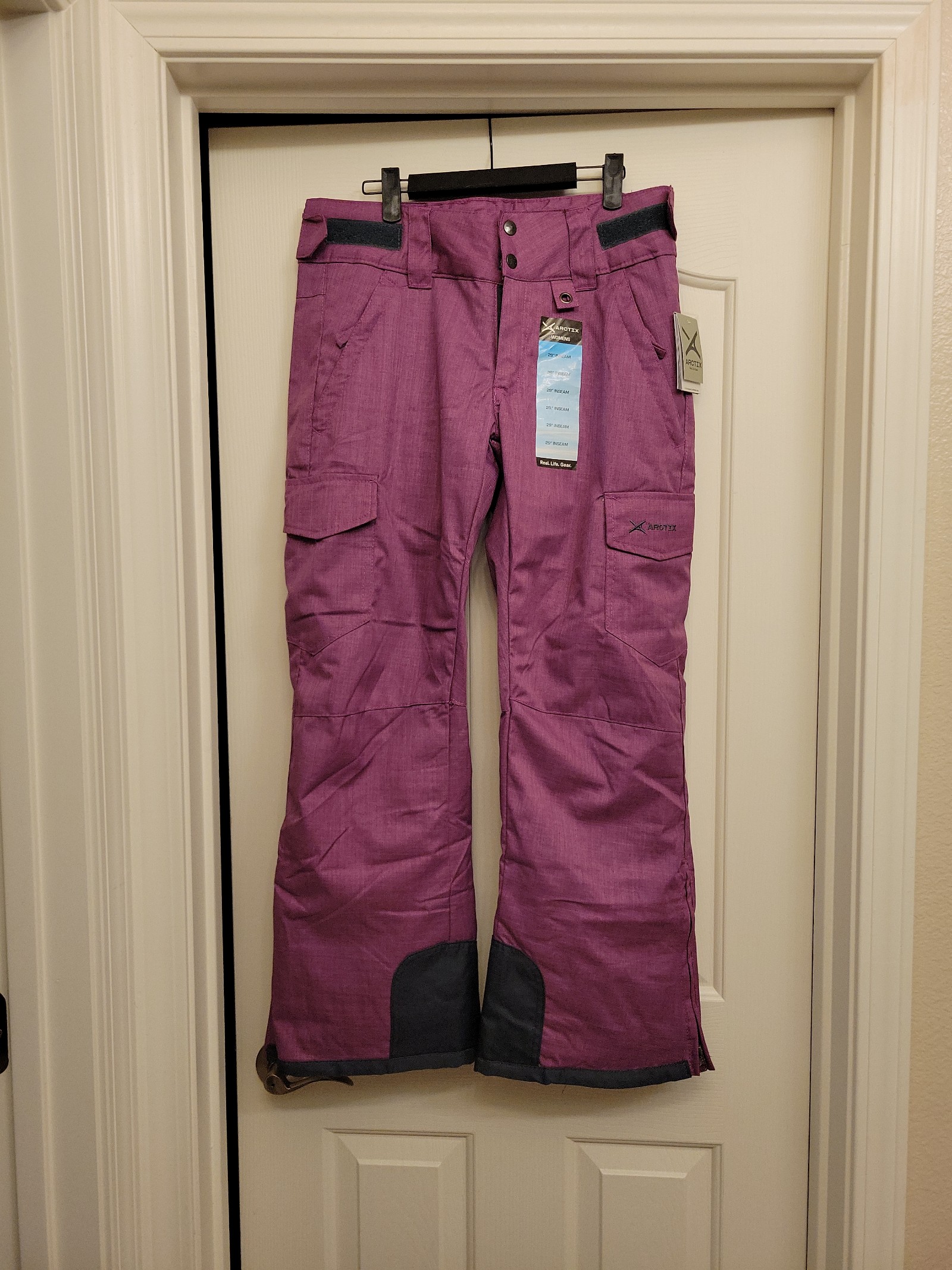 Women's snow pants in purple. New!