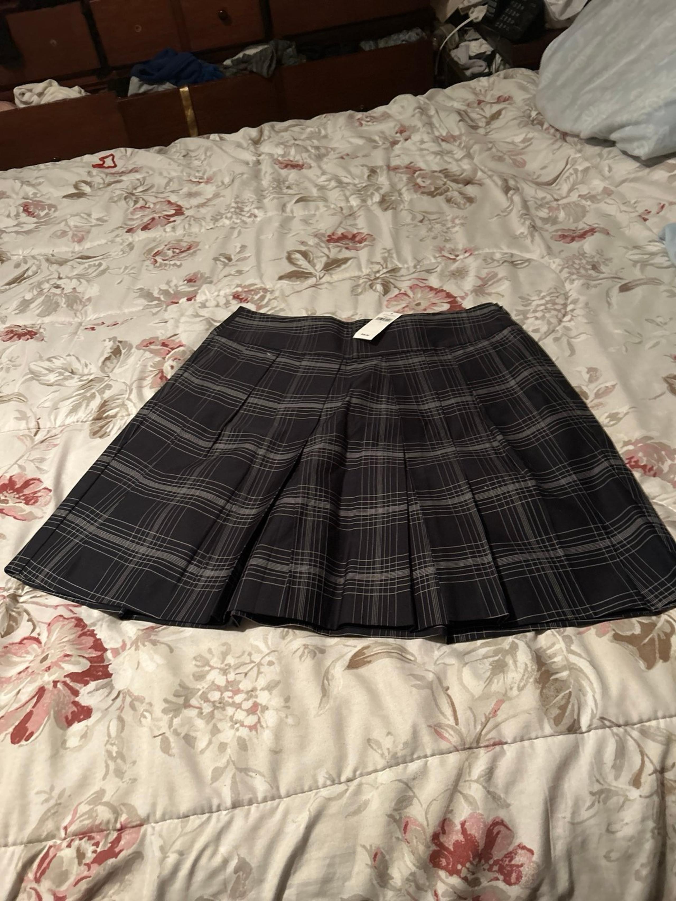 women’s pleated mini skirt