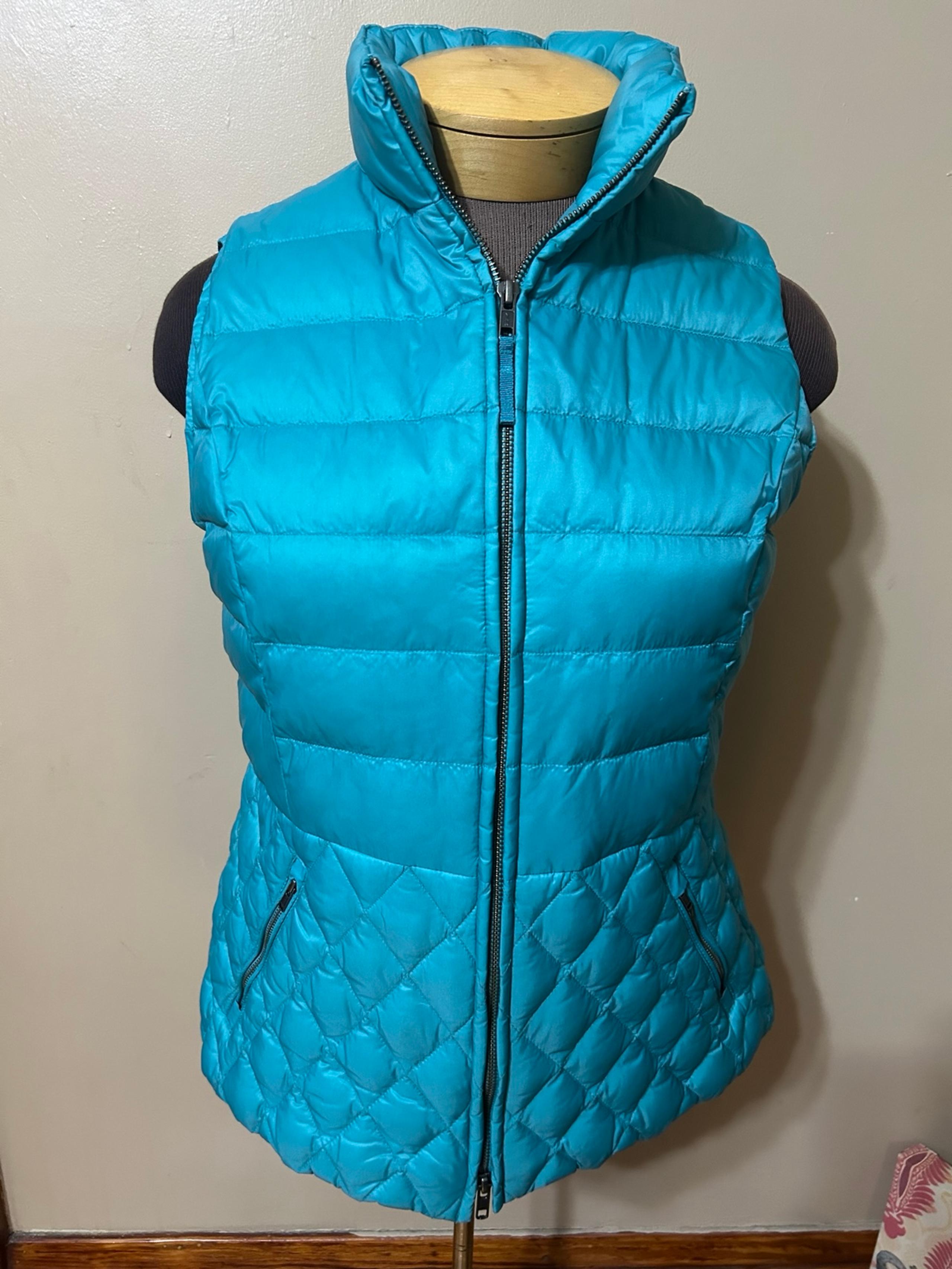 Talbots Women Teal Full Zipper Quilted Down Insulated Puffer  Vest Size Medium
