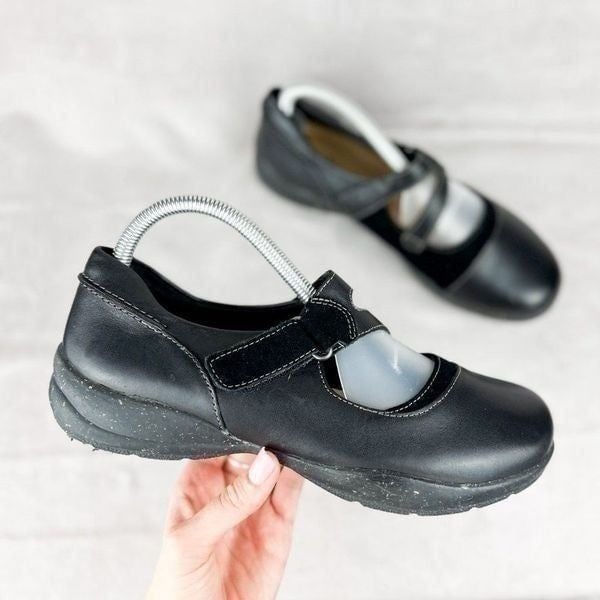 Clarks Women's Leather Shoes, Size 8M