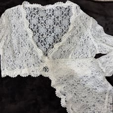 White Lace Bridal Cape Size 9-11 Off-White