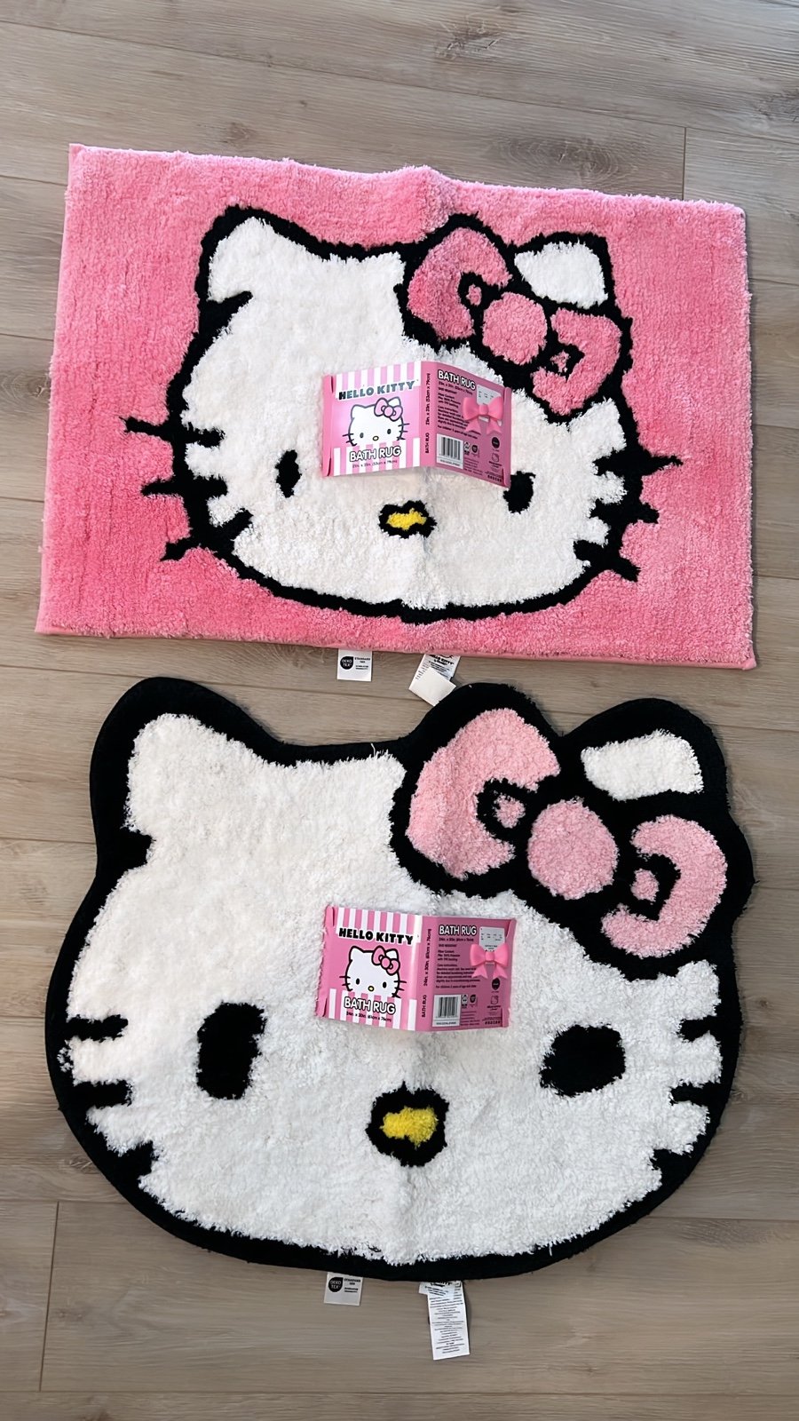 Hello Kitty bath rugs set of 2