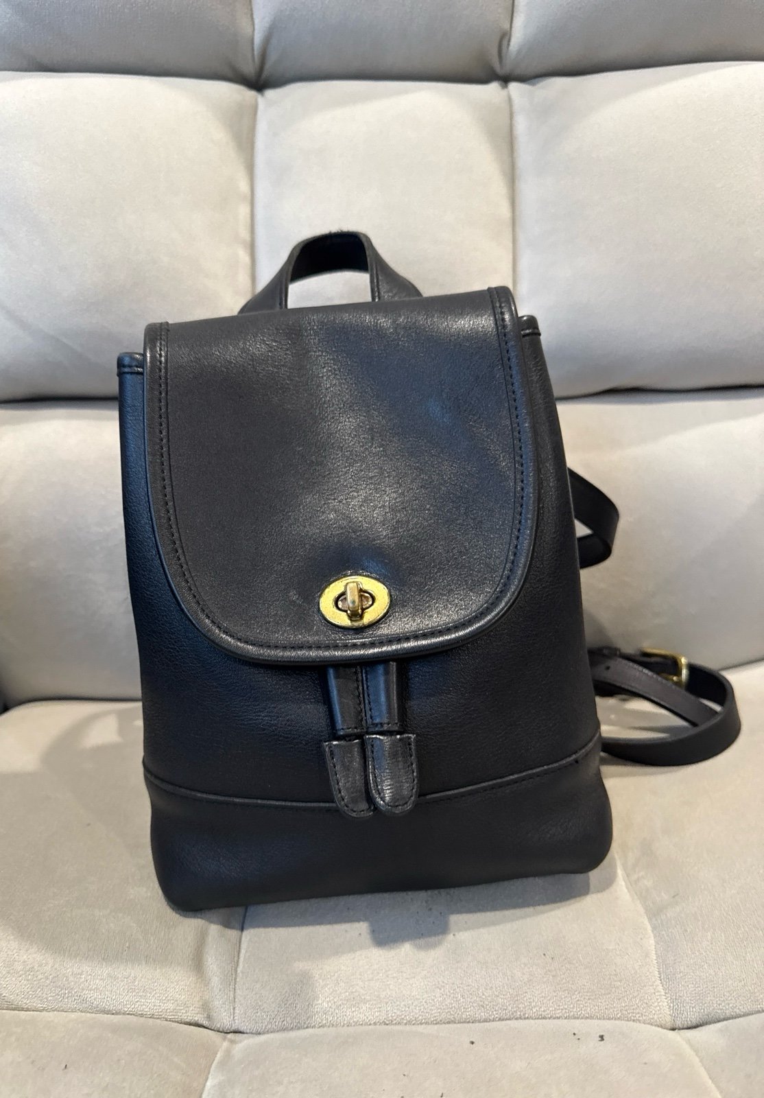 COACH Vintage 9960 Black Leather Small Backpack Daypack Purse Bag