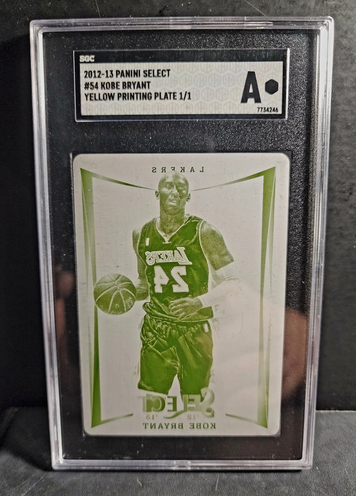 Kobe Bryant 2012-13 Panini Select One of One Yellow SGC A
