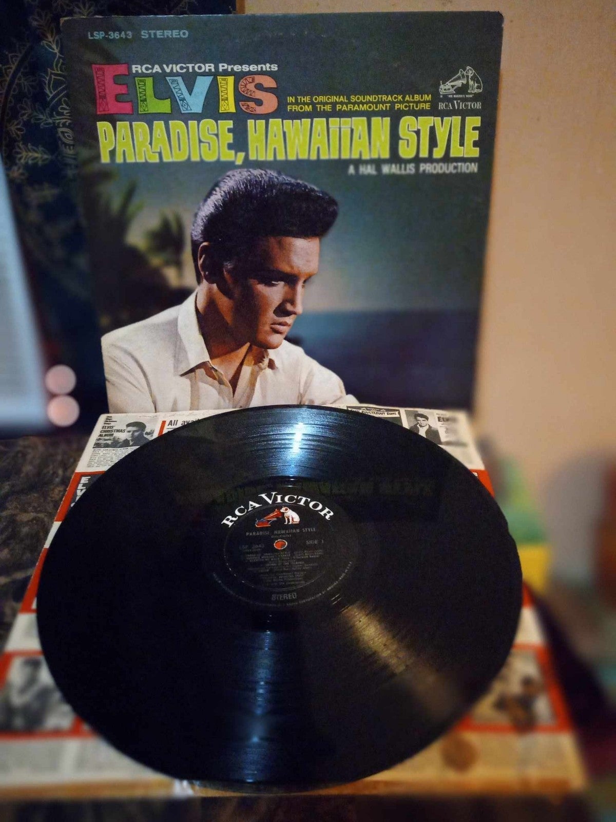 Elvis Presley record; Paradise, Hawaiian Style