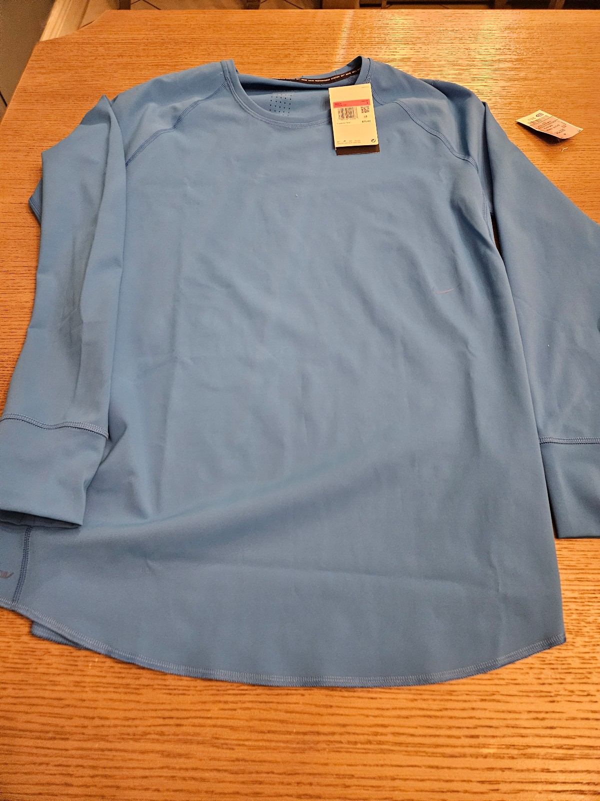 Nike mens top