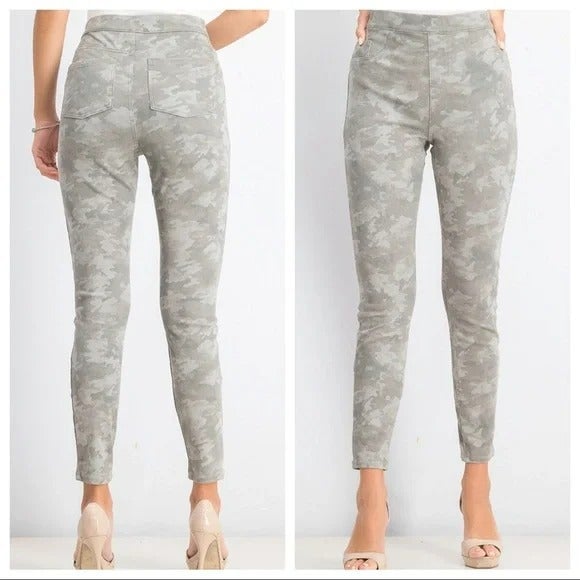 Super soft SPANX light camo Jean-ish Leggings