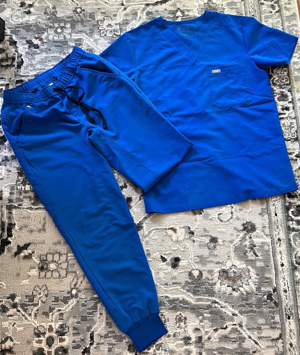 Men’s Figs Scrubs
