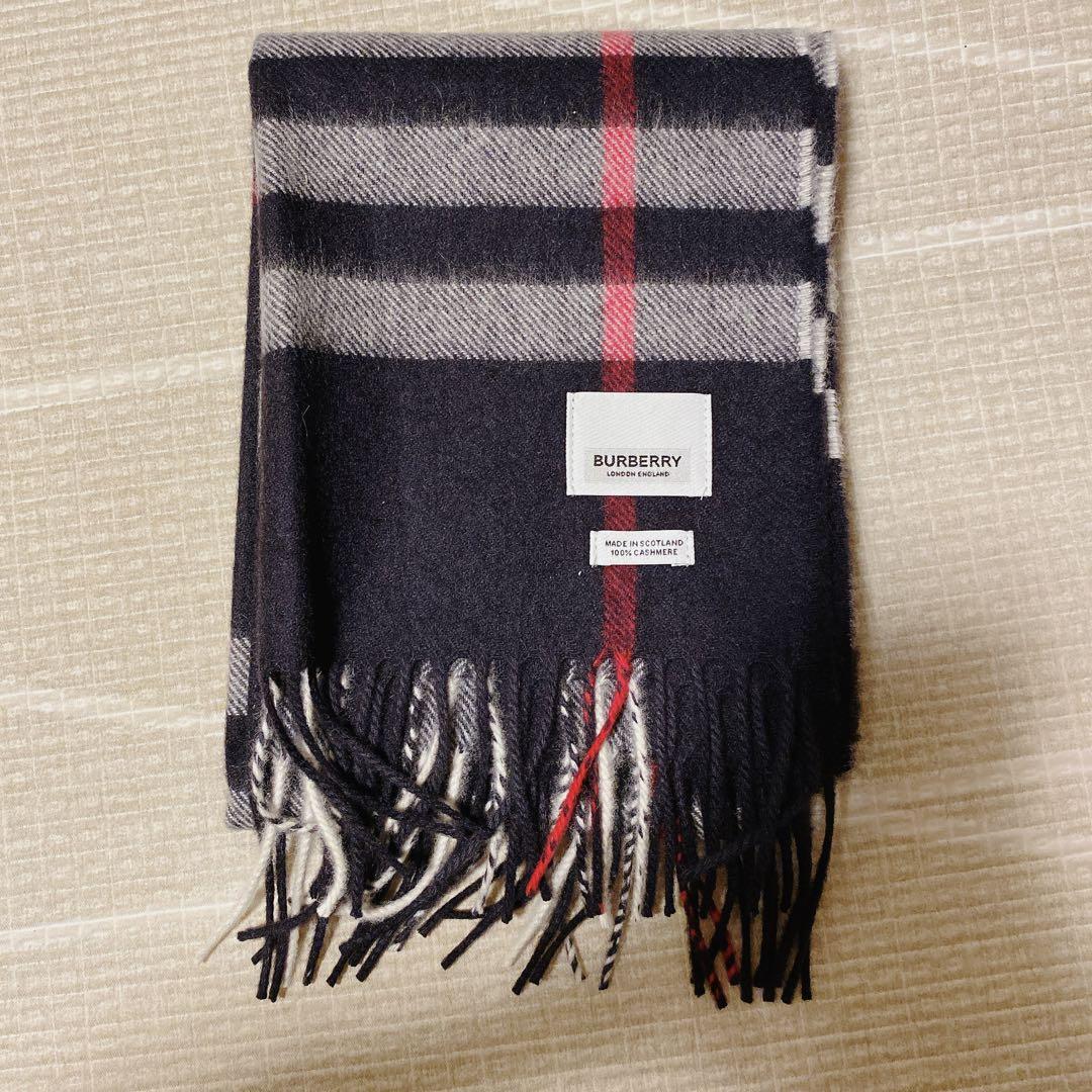 Brand New! BURBERRY Check Cashmere Scarf Black