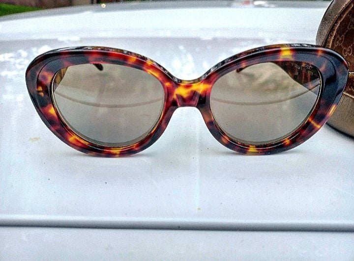 Gucci sunglasses women