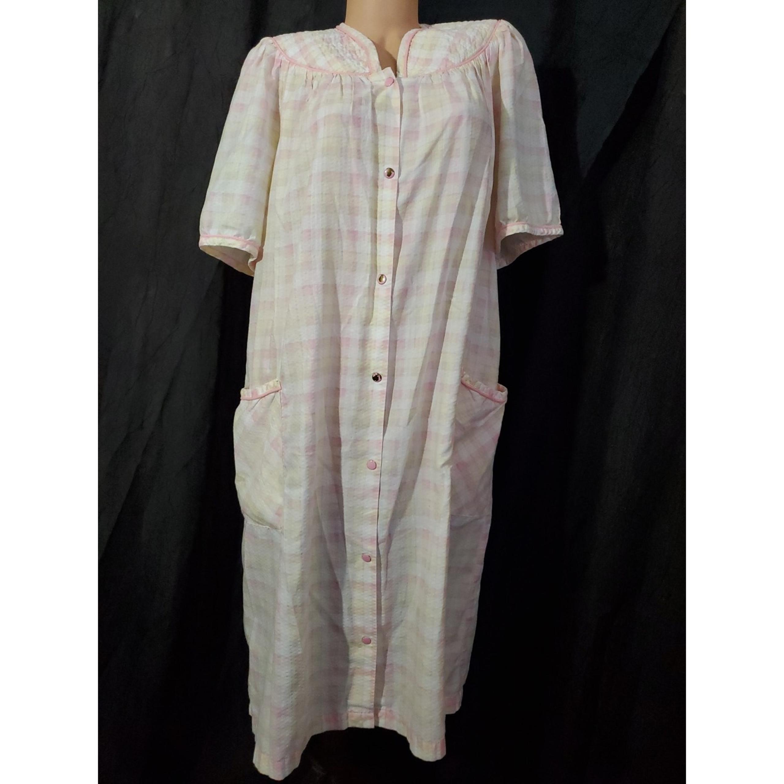 SECRET TREASURES House Dress Nightgown PINK PLAID Short Sleeve Snaps LARGE