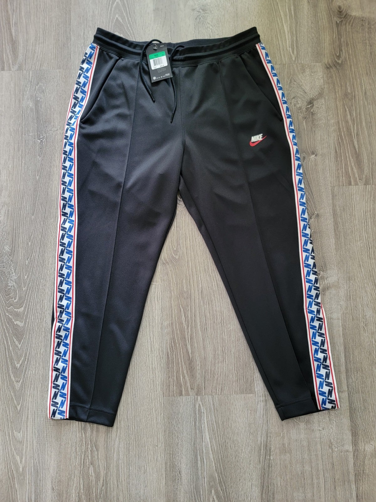 BRAND NEW Nike Sportswear Track Pants Joggers Men's Size XL