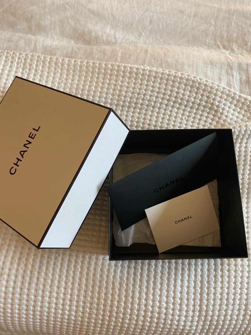 Chanel gift box 9 *9 *4 and gift set