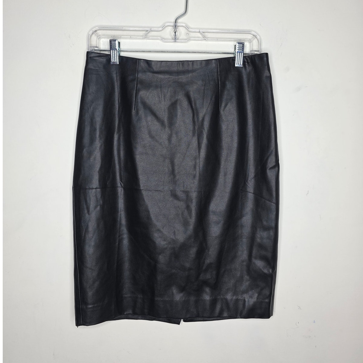 Ann Taylor black faux leather pencil skirt - 6P 6 petite - career office siren