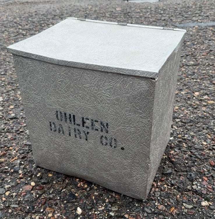 Vintage Ohleen Dairy Co. Milk Dairy Delivery Box