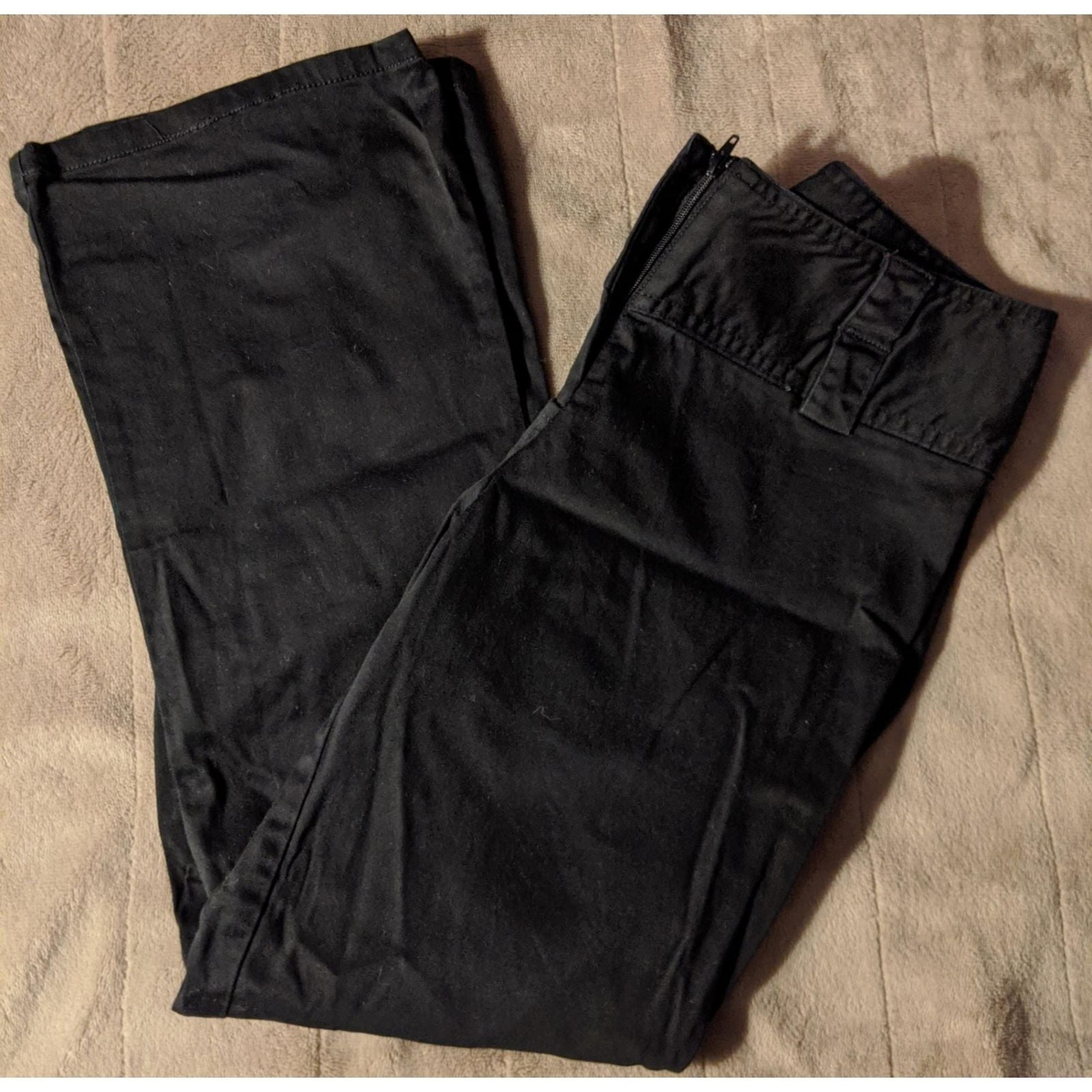 Ellemenno Black Capri Pants Size 7
